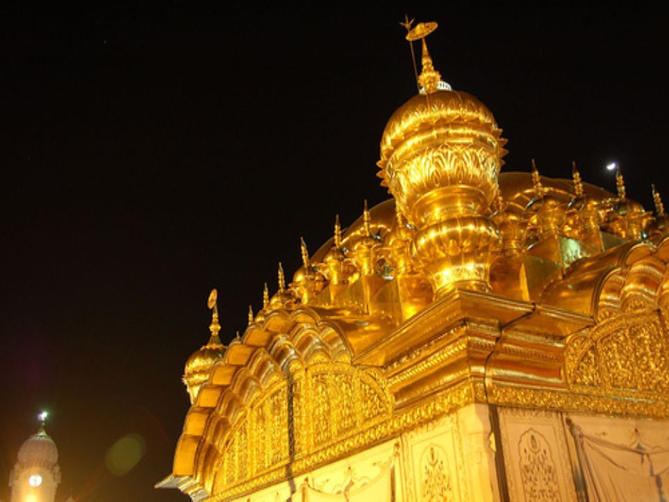 Le Temple d’ Or Darbar Sahib, connu d’ une manière informelle comme le Temple d’ Or ou Temple de Dieu, est culturel.