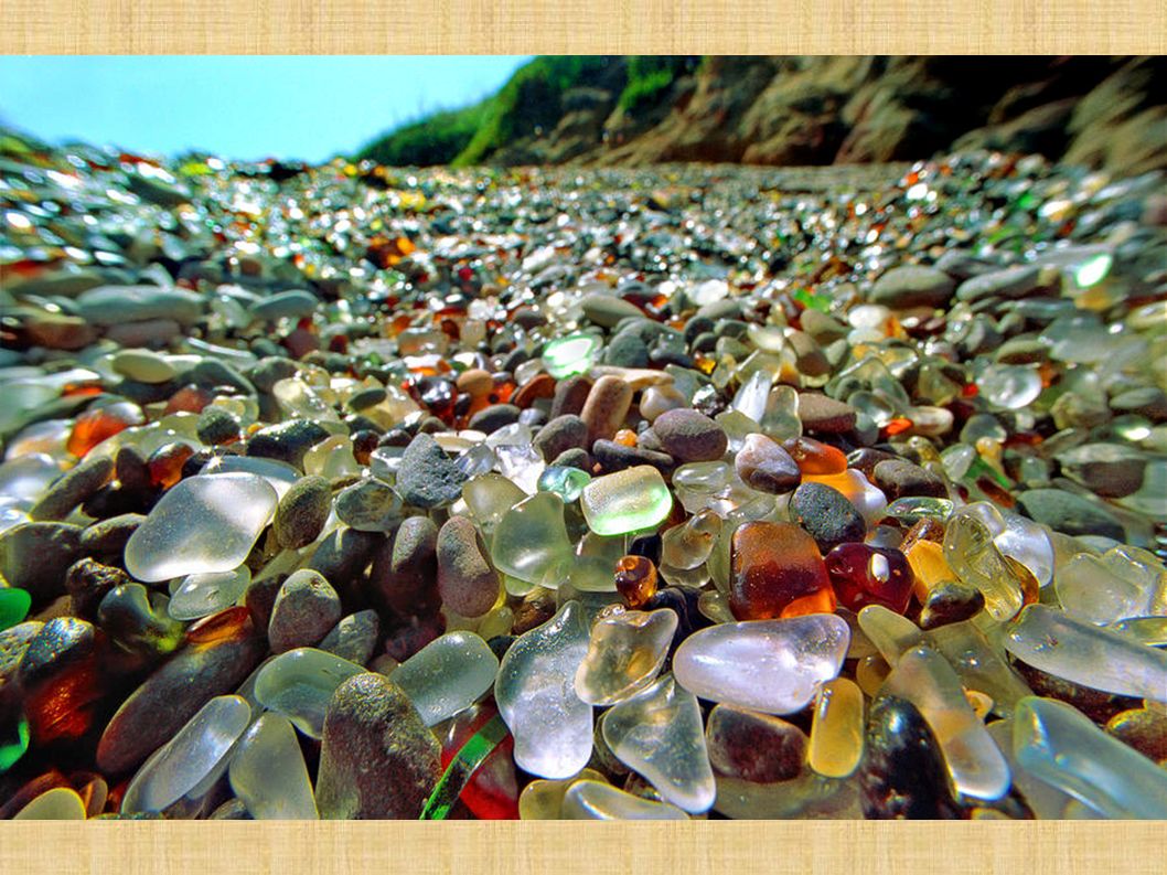 Можно ли вывозить камни. Стеклянный пляж, Форт-Брэгг, Калифорния. Пляж стекляшка Владивосток. Уссурийский залив. Разноцветные камни.