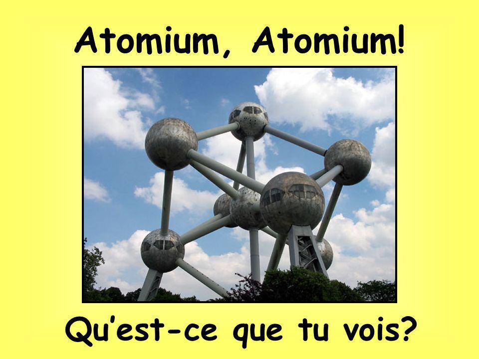 Construit pour une expoosition mondiale en 1958, avec ses 9 boules, latomium représente latom dun crystal de fer.